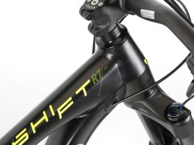 Велосипеды Двухподвесы Haro Shift R7 27.5, год 2021, цвет Черный-Зеленый, ростовка 17