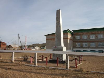 Памятник воинам-землякам, погибшим на фронтах Великой Отечественной войны