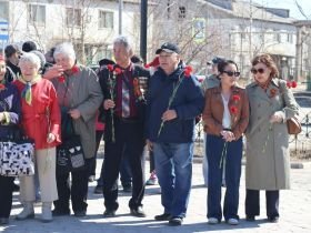 В Якутске почтили память героев, павших в боях на озере Ильмень