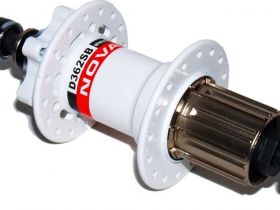 Задняя втулка Novatec D142SBT IS6 (белый эксцентрик 9 мм 32)