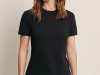 Футболка приталенного силуэта