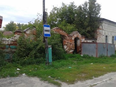 Ограда с воротами