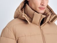 Утепленная стеганая куртка со съемным капюшоном