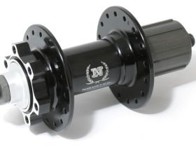 Задняя втулка Novatec D142SBT IS6 (белый эксцентрик 9 мм 32)