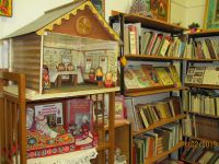 Садовая модельная сельская библиотека