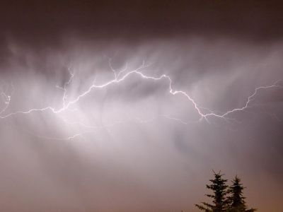 В ряде районов Якутии нарушено электроснабжение. Энергетики приступили к восстановительным работам