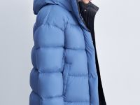 Стеганый пуховик с воротником-стойкой