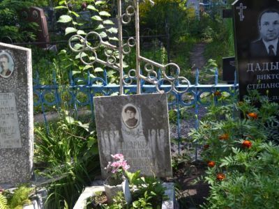 Могила Писаревой П.Г., члена РКП(б) с 1917 г., погибшей при выполнении партийного задания