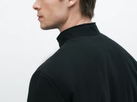 Утеплённый бомбер с воротником-стойкой, Черный