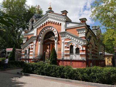 Часовня Архистратига Божия Михаила при "Кутузовской избе" (в 1910-1920-х гг. - музей Отечественной войны 1812 года), 1910-1912 гг., гражданский инженер М.Н.Литвинов, архитектор Н.Д.Струков