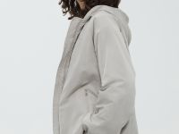 Ветровка прямого кроя с капюшоном