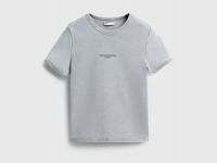 Футболка в рубчик с принтом, Серый