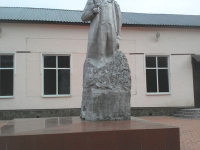 Памятник В.И. Ленину