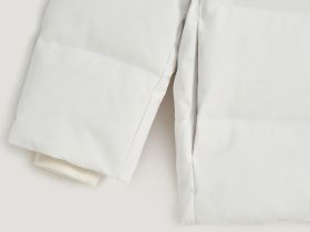 Пуховик с опушкой и воротником-стойкой