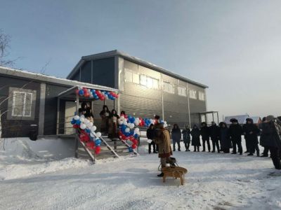Новый спортивный зал открыли в селе Ытык-Кюель Якутии