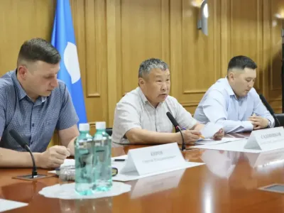 Дмитрий Садовников провел заседание штаба по подготовке к отопительному сезону
