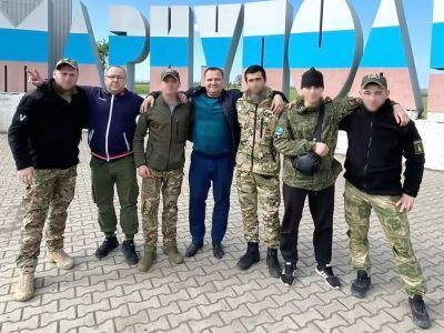 Помогли солдатам