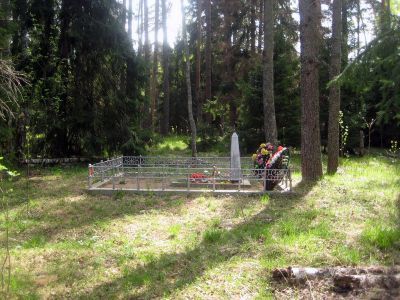 Братское захоронение советских воинов-пограничников, погибших в 1940 г. при защите гос. границы