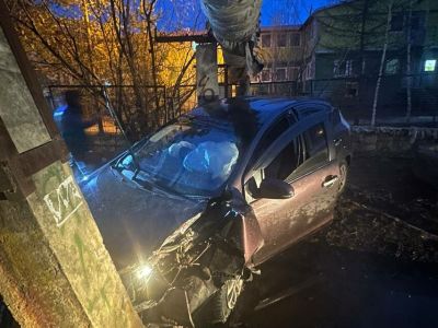 В Якутске подросток взял без спроса машину матери и устроил ДТП