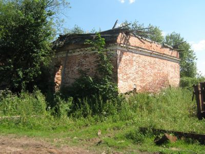 Здание конюшни южной