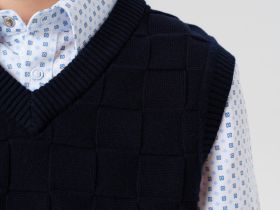 Жилет трикотажный для мальчиков