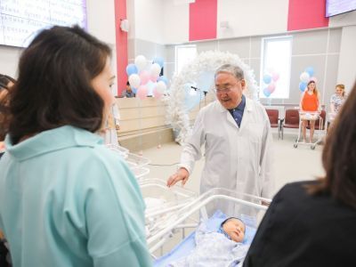 В День защиты детей в Якутске родилось 17 маленьких горожан