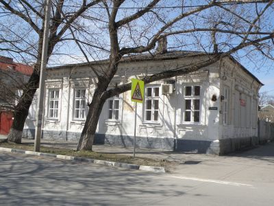 Жилой дом П.Л.Швиденко владельца магазина ритуальных товаров