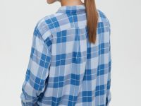 Блузка в клетку свободного кроя