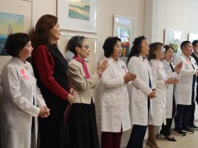 В Якутском онкодиспансере открылась выставка картин якутян, поборовших рак