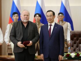 Госнаграды вручили якутянам в преддверии Дня республики