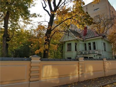 Дом директора Института К.Маркса и Ф.Энгельса-("дом Д.Б.Рязанова") 1925 г., архитектор С.Н.Грузенберг