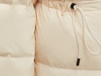 Пуховик с капюшоном и талией на кулиске