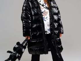 Пальто текстильное с полиуретановым покрытием для девочек