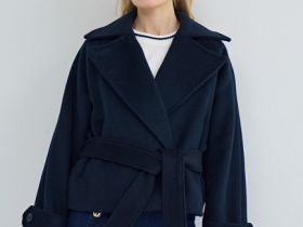 Короткое пальто из шерсти с поясом, Синий