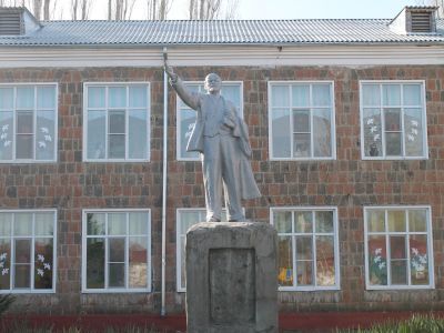 Памятник В.И. Ленину