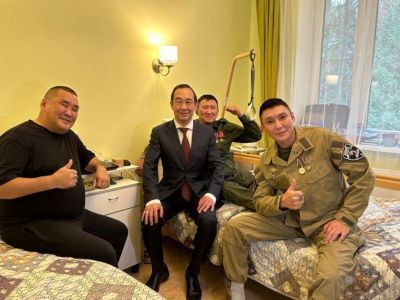 Айсен Николаев посетил якутян-участников СВО в реабилитационном центре санатория «Бэс Чагда»