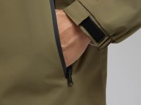 Ветровка с капюшоном