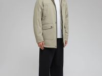 Утепленная парка с капюшоном