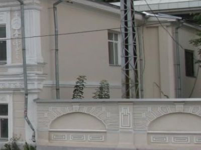 Ограда кирпичная