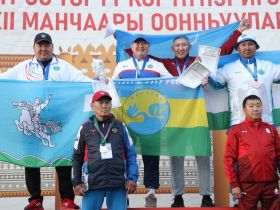 Первый из Анабара, и 26 лет ради золота. Мас-рестлеры разыграли медали Игр Манчаары