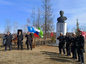Память Платона Ойунского почтили в Таттинском улусе Якутии