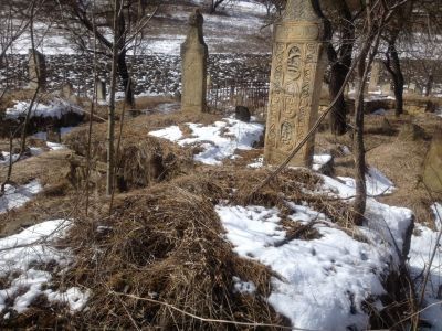 Кладбище "Шила дубларги хIябри"