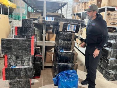 Представители Нерюнгринского района передали помощь для участников СВО