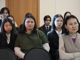 В Якутском городском суде прошёл круглый стол к 105-летнему юбилею