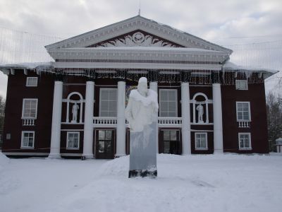 Памятник В.И. Ленину