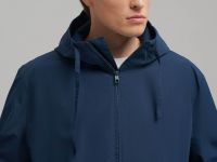 Ветровка с капюшоном