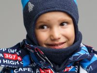 Комплект вязаный для мальчика: шапка, снуд