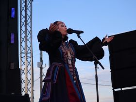 Гастрофестиваль и концерт Бьянки: День работника газовой промышленности отметили в Кысыл-Сыре