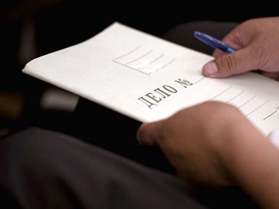 За потерянный ноутбук житель Мирного в течение года вымогал деньги