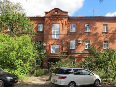 Дом ротных командиров Романовской слободы (трёхэтажный)